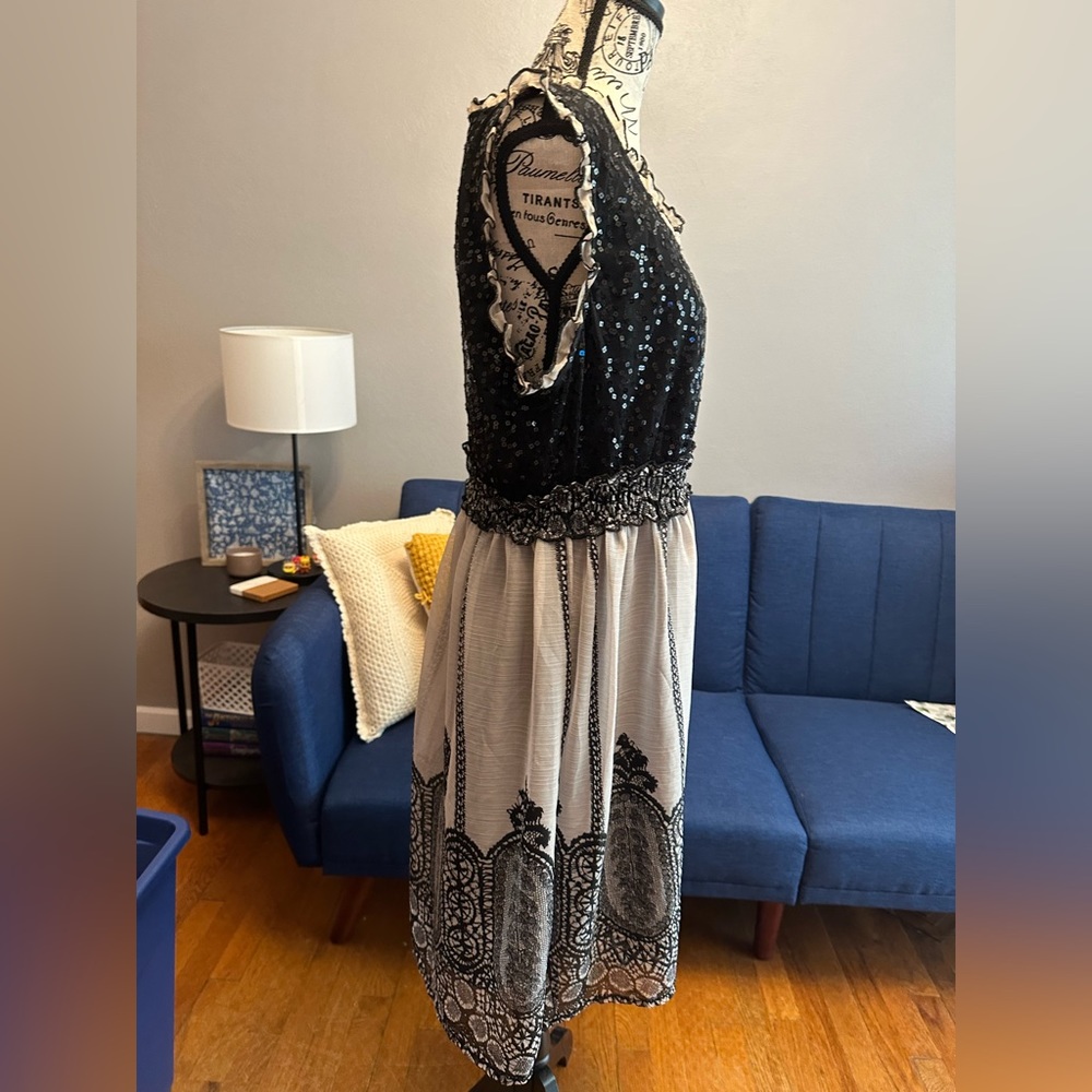 American Rag Dress - Picture 2 of 5